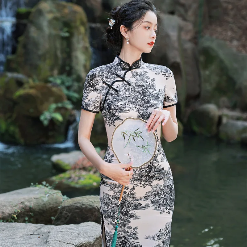 

Sexy Elegant Mandarin Collar Knee-Length Qipao Retro Chinese Women Short Sleeve Printed Satin Cheongsam Dress