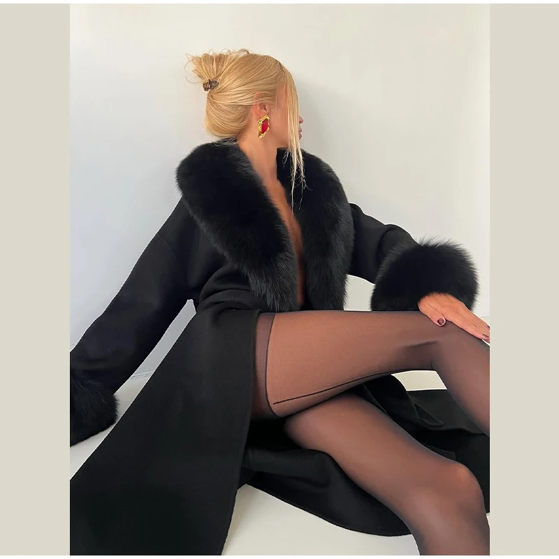Damen-Brochen-weißer langer Wollpelzmantel, großer Pelzkragen, Gürtel, volle Ärmel, Mantel, 2025, Herbst, elegante, luxuriöse Damen-Oberbekleidung – Detail 26