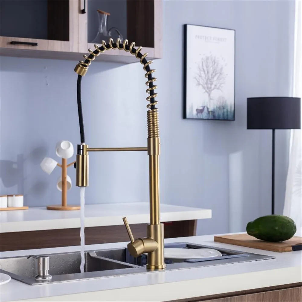 Kitchen Sink Faucets Brass Pull Down spray nozzle Mixer Tap Single Handle Hot & Cold Rotating Brushed
