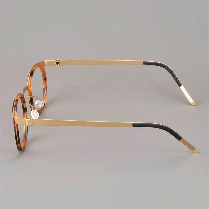 Denmark Ultralight Retro Round Glasses Frame Men Women 9704 Fashion Screwless Eyeglasses Titanium Acetate Oculos Classic Design