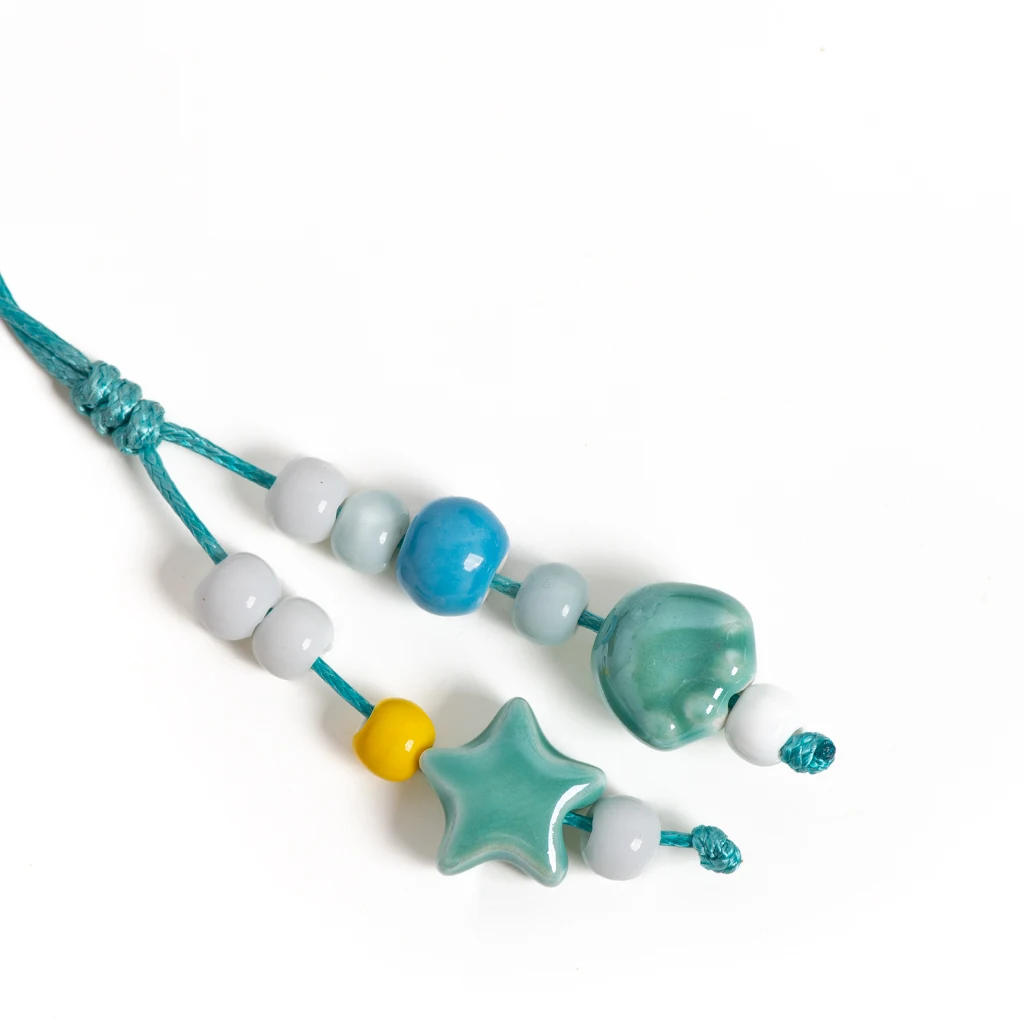Morain Ciondolo a forma di pesce con perline a forma di stella, design unico, in resina, realizzato a mano, adatto per vari tipi di borse, 14cm, Resina