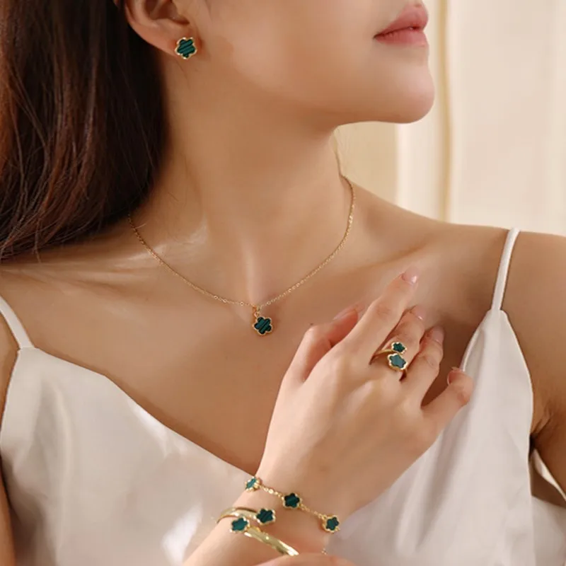 5pcs/set Luxury Lucky Flower Design Pendant Jewelry Sets for Women Fashion Necklace Bracelet Earrings Ring Wedding Jewelry Gifts