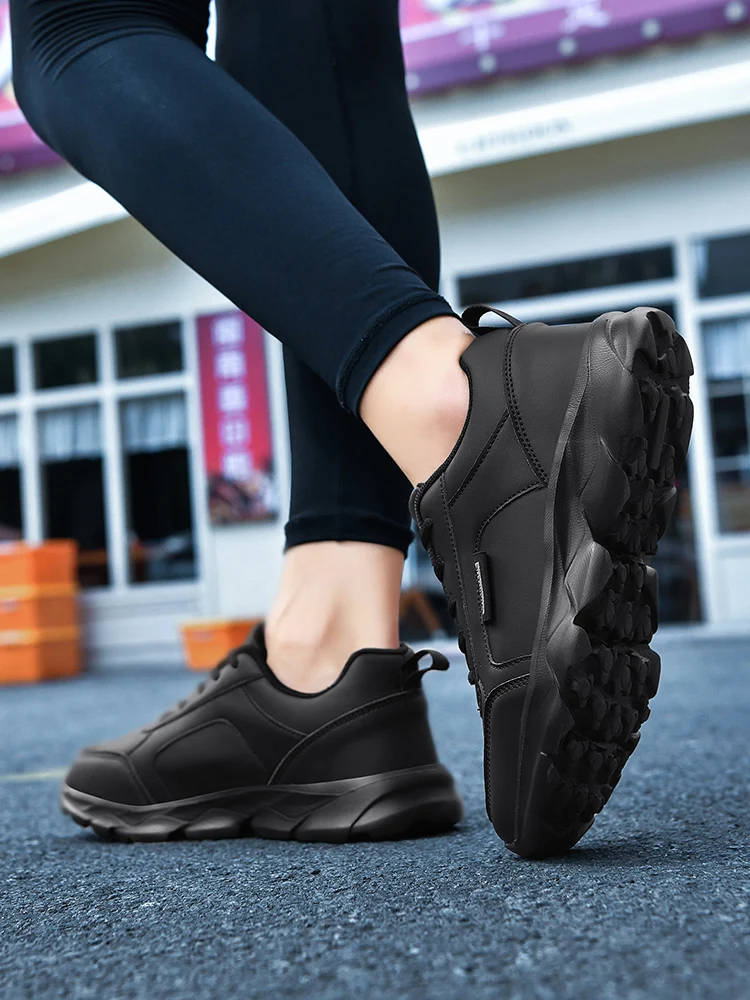 مانعة للانزلاق وتمتص الصدمات