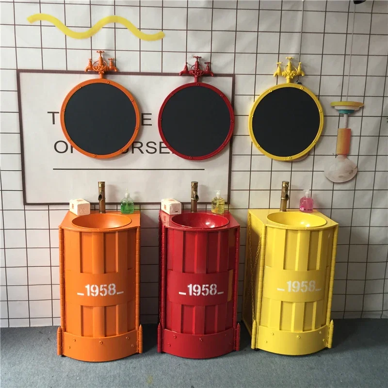 

Retro industrial wind wash basin with one personality: creative landing of column-type catering.