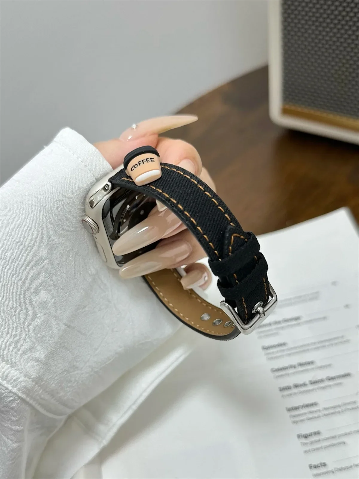 Bracelet de montre pour iWatch 42/44/45/46/49 mm 38/40/41 mm Bracelet de montre tendance en cuir PU pour montres de la série Ultra2 Série 10/9/8/7/6/5/4/3/2/1_voghion.com