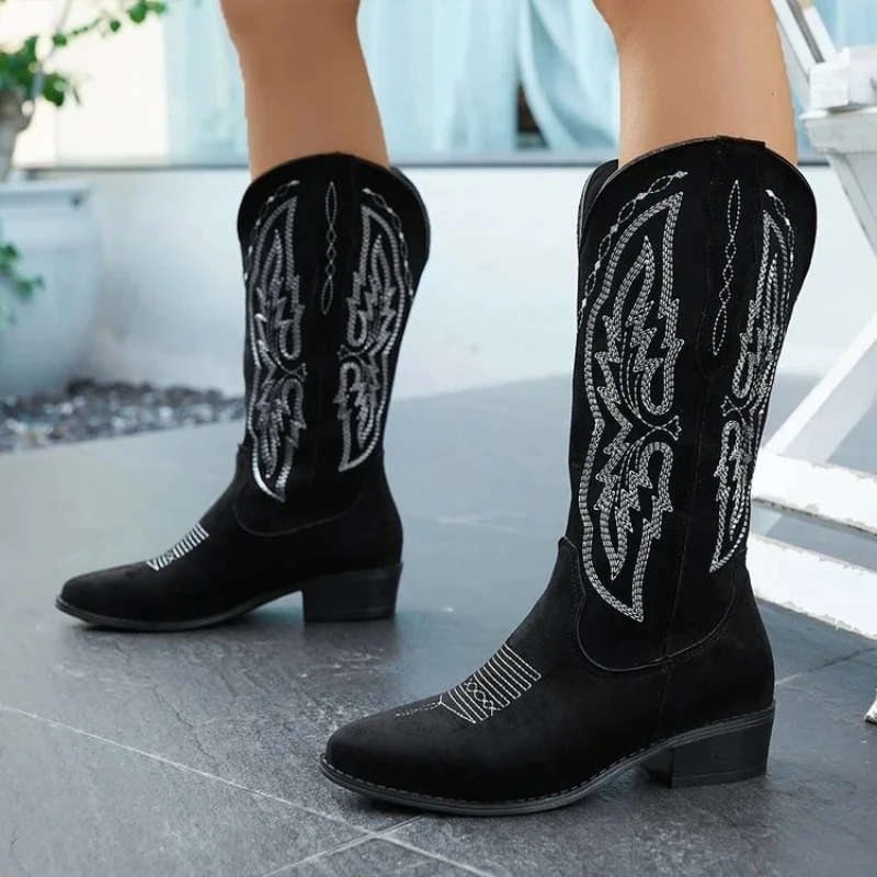 Women Fashion Boots Spring Low Heel Women Shoes Cool British Embroidered Design Soft Short Boots Party Knee High Boot