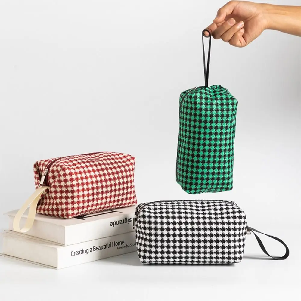 

Zipper Chessboard Cosmetic Bag Multifunctional Korean Style Chessboard Makeup Bag Toiletry Organizer Wash Bag