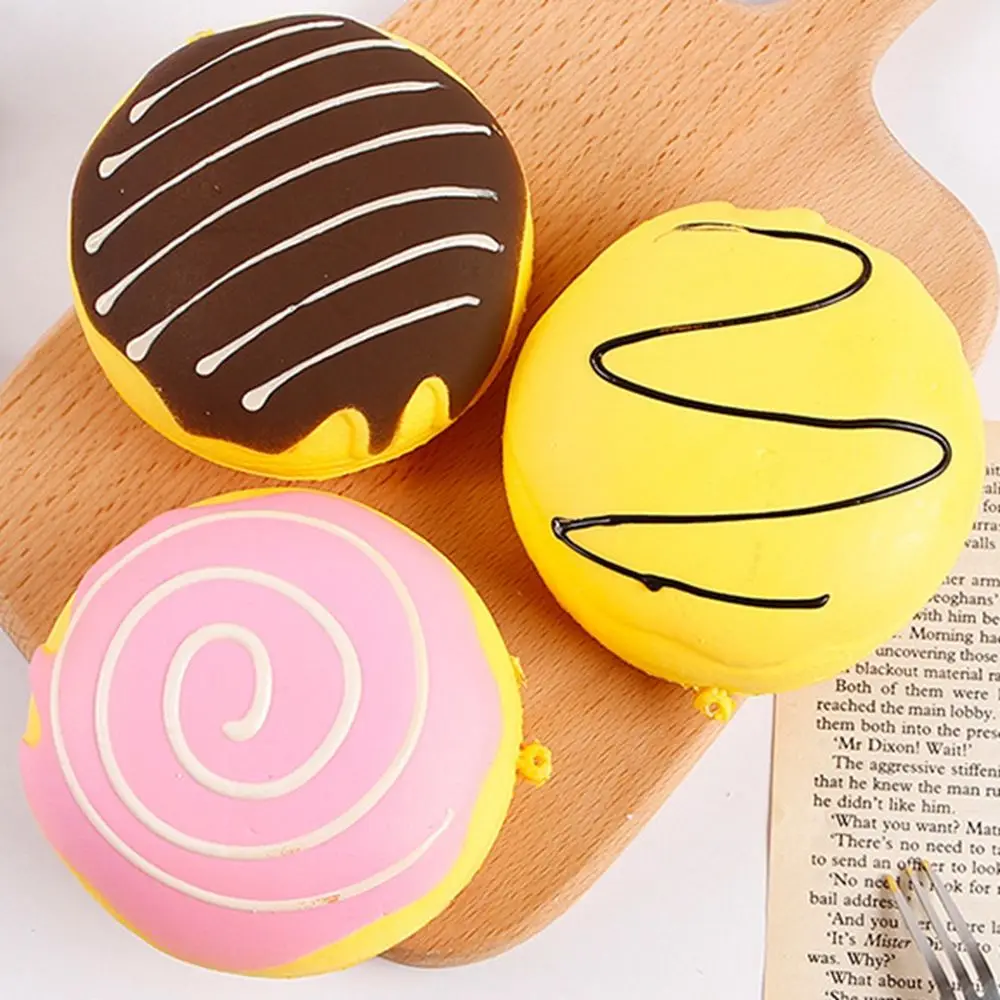 

INS 1 pcs Artificial Cake Model Bakery Ornament Kids Toy Real Touch Fake Food Simulation Donut PU Doughnut Home Decor