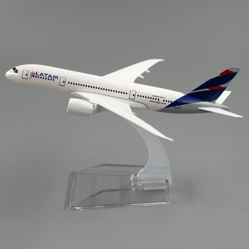LATAM航空 航空機モデル 1/400 Sdb7de25c234149eca5877449c6d98