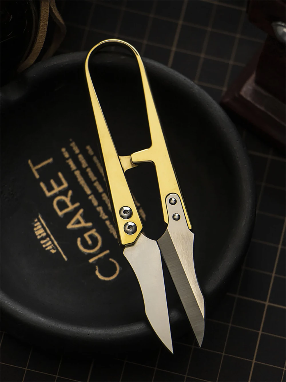 Professional Yarn Shears HRC59 Detachable Blade 12C27 Stainless Steel Embroidery Scissors Brass Handle Leather Craft Tool