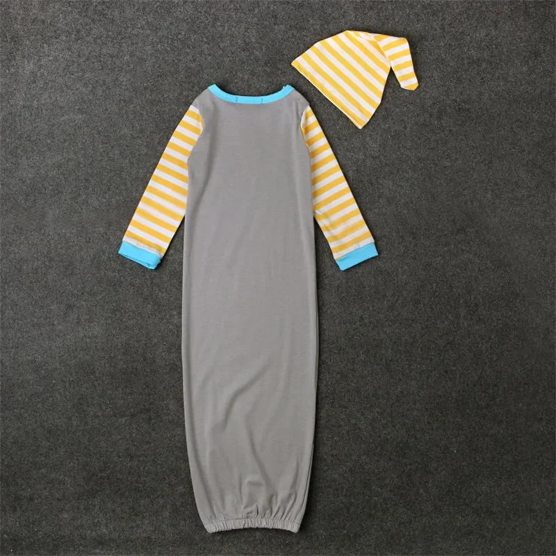Unisex Children's Cloud Patterned Sleep Bag And Striped Cap Two-Piece Set Air Conditioned Anti-Kick Blanket for Baby Boys And Gi