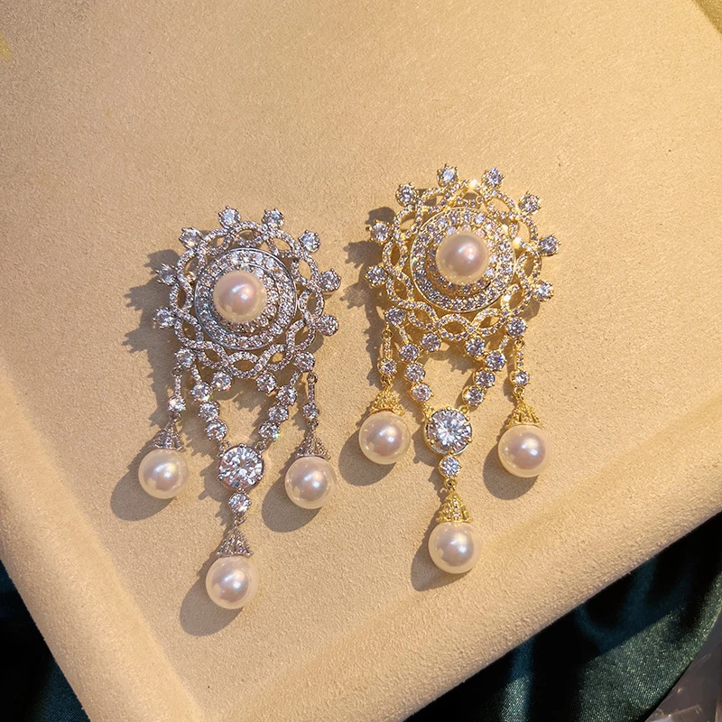 High-grade Female Broche Exquisite Palace Tassels Pearl Brooches Luxury Zircon Flower Dress Coat Accessories Winter New Pins