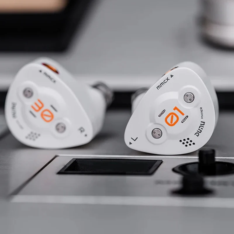 DUNU DK3001 BD 1DD+4BA+4Planar インイヤーヘッドフォン MMCX