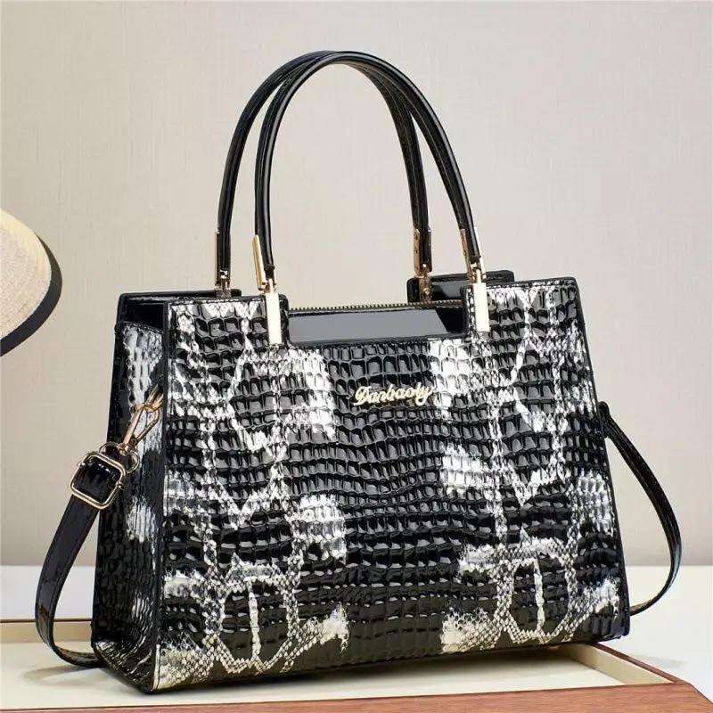 

Women's 2023 Fashion Handbag Texture PU Commuting Crossbody Bag New Versatile Retro Crocodile Pattern Light Luxury Shoulder Bags