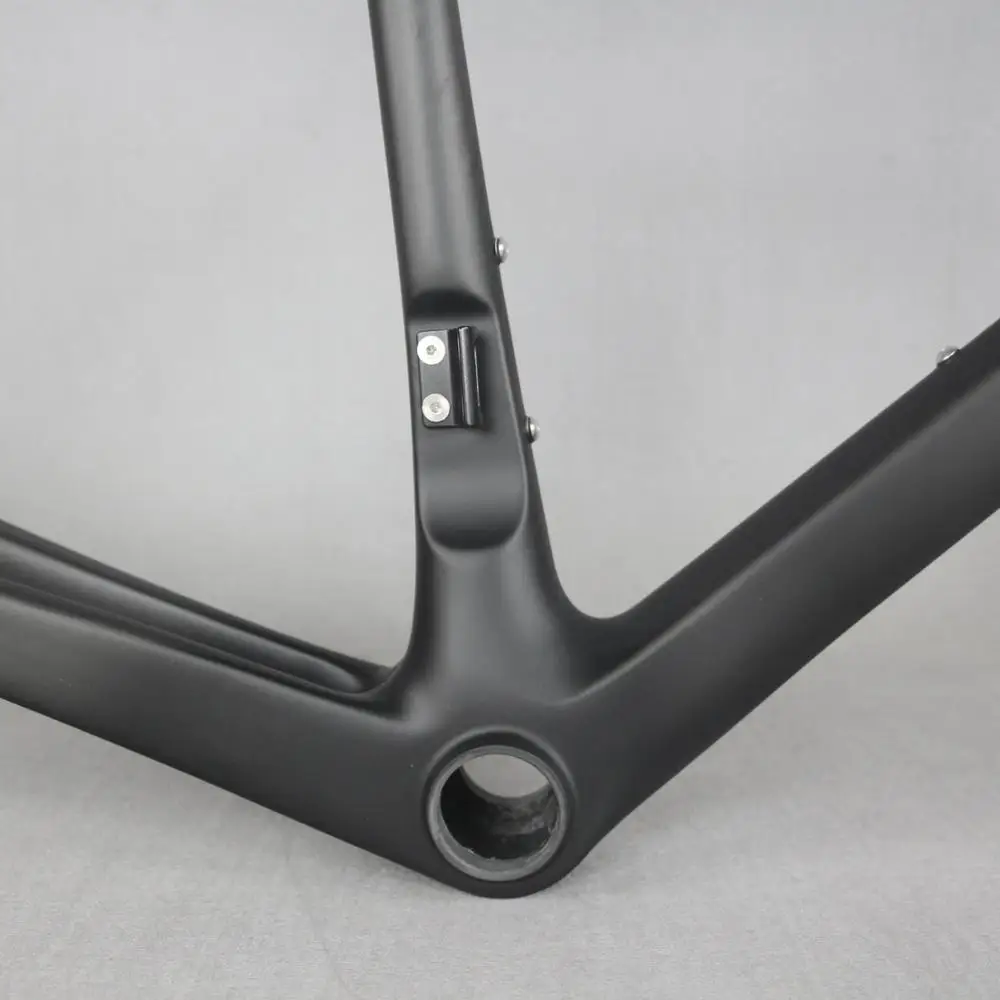Tantan carbon frame new T1000 light weight carbon road disc bike frame bicycles full internal cables FM639