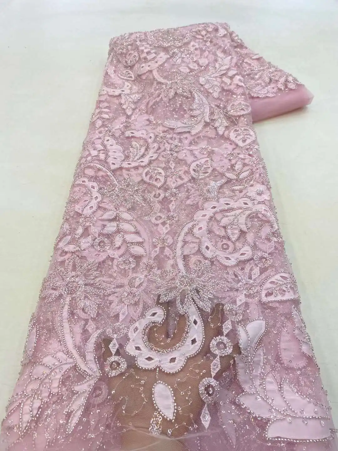 

Luxury pink French embroidered lace bridal lace fabric, European and American high-end bead tube sequin fashion wedding dress
