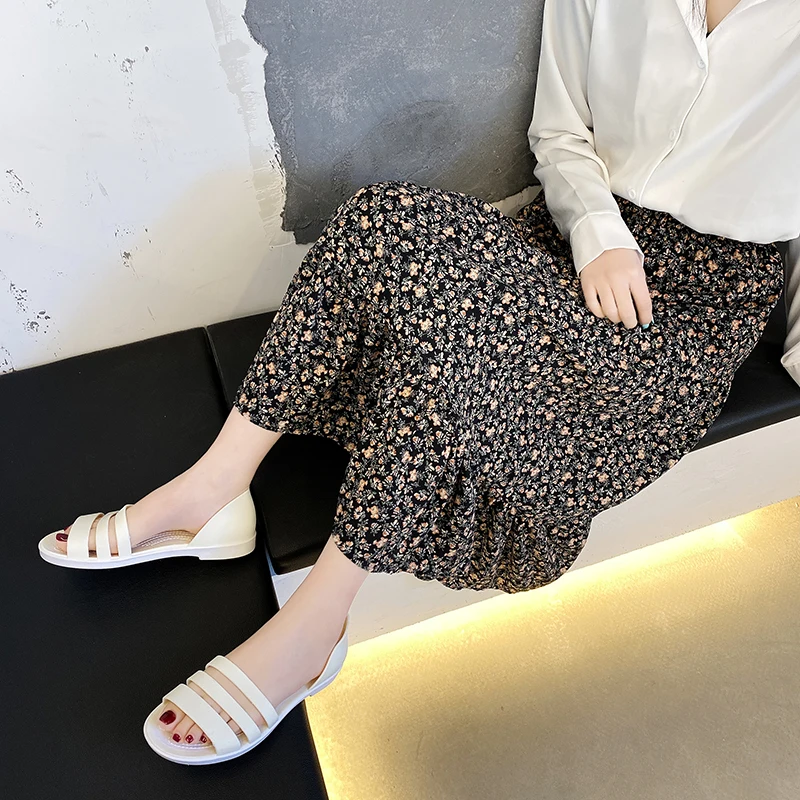 Flat Woman Sandals Summer Candy Color Peep Toe Beach Shoes Slip On Rianbow Sandals Fashion Jelly Shoes Chaussure Femme Sandale