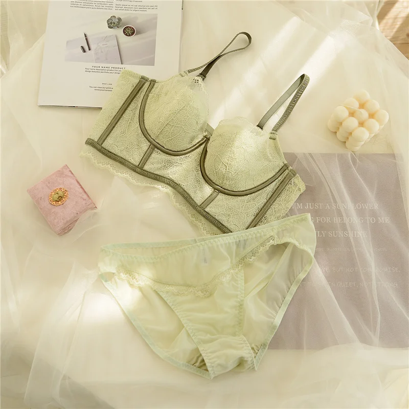 Lace straps beautiful back thin comfortable underwear set no steel ring women push up lingerie with panty suit