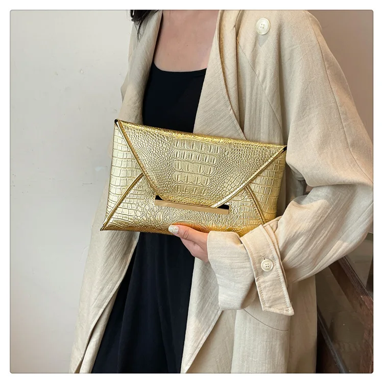 Fashion Crocodile Pattern Envelope Clutch - Styling Example
