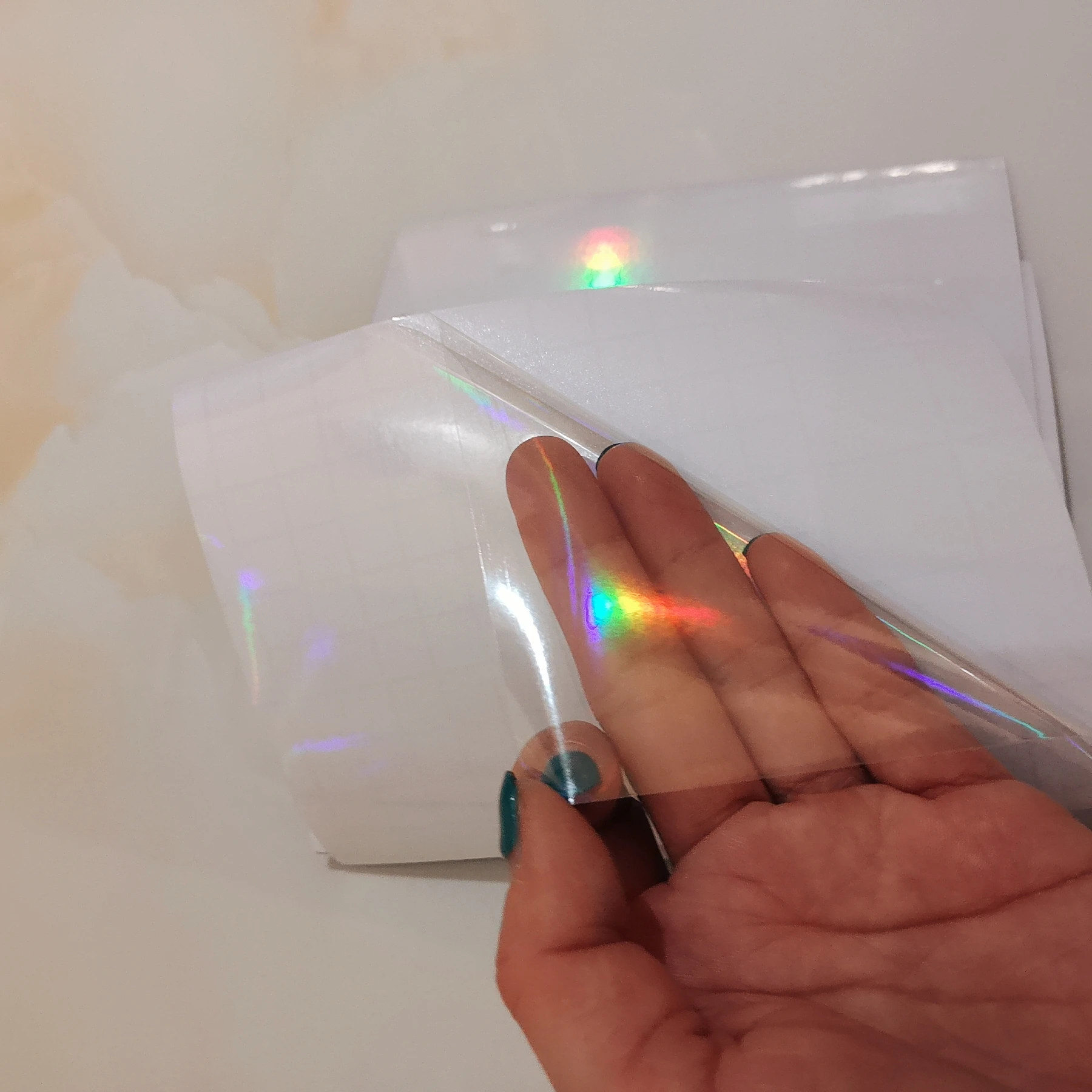 Transparen Plain 50 Sheets/ Bag Holographic Matched Adhesive Film Backside 150 X 105MM Cold Laminating On Photo DIY Package Card