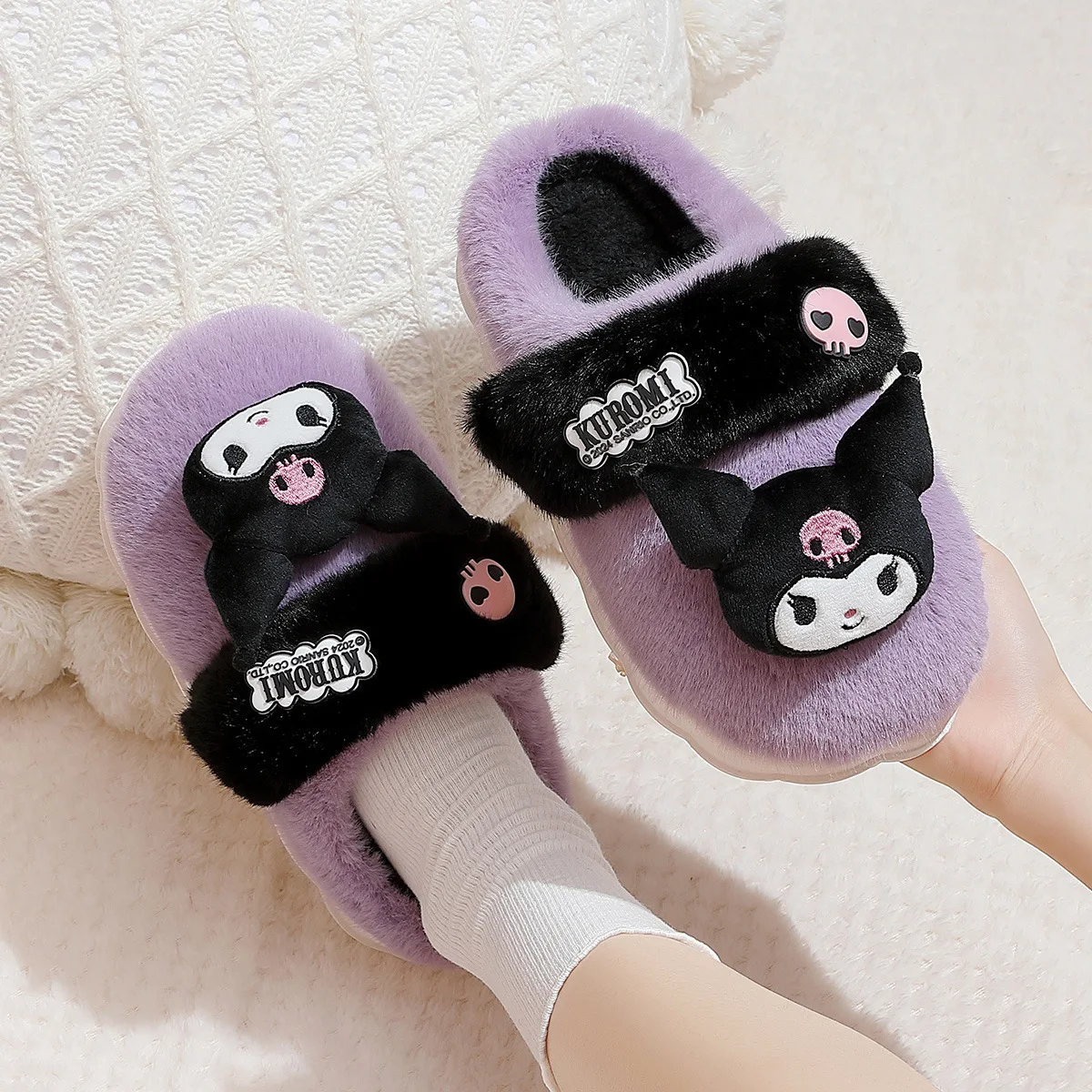 Super Cute Winter Cotton Slippers Warm Antislip Sweet Shoes Kuromi Hello Kitty Cinnamoroll Soft Comfortable 3