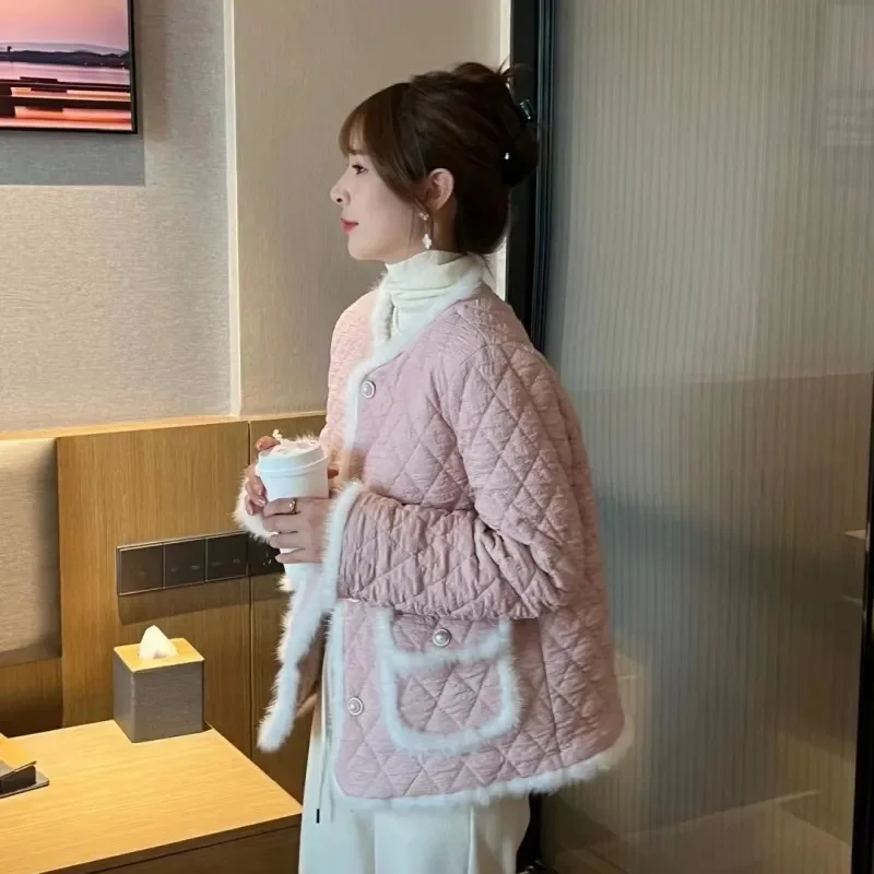 Net Red Small Fragrant Wind Cotton-Padded Clothes Women 2023 Winter New Light Luxury Diamond Grid Cotton Thick Explosive Coat