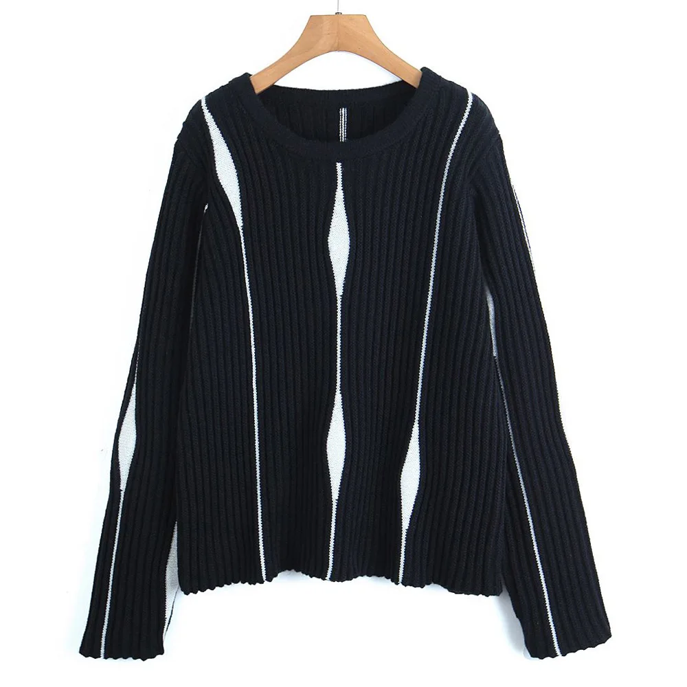

2023 Autumn Good Quality Womens Plus Size Jumpers Casual Clothing Curve Cool Black And White Art Striped Knit Sweater