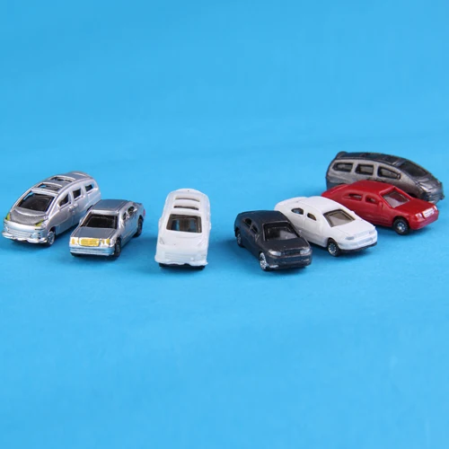 

100 шт., ПЛАСТИКОВЫЕ окрашенные модели автомобилей, конструкция поездов (50)