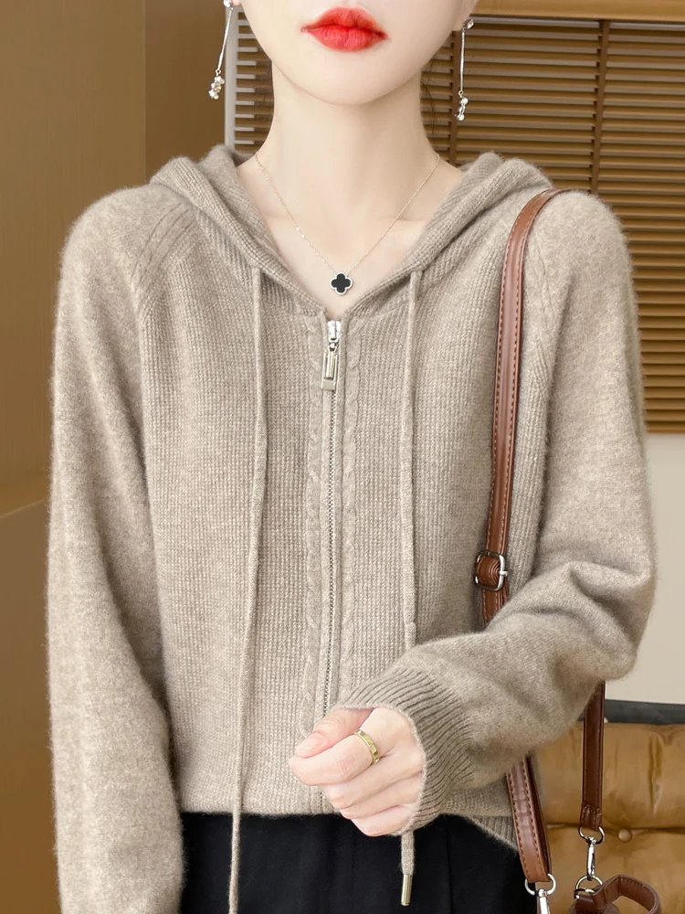 Cardigan lavorato a maglia da donna primavera autunno scollo a V chiusura con bottoni maniche lunghe tinta unita cappotto da donna di mezza età Top streetwear acquista in modo economico - spedizione Cardigan lavorato a maglia da donna primavera autunno scollo a V chiusura con bottoni maniche lunghe tinta unita cappotto da donna di mezza età Top streetwear acquista in modo economico - spedizione