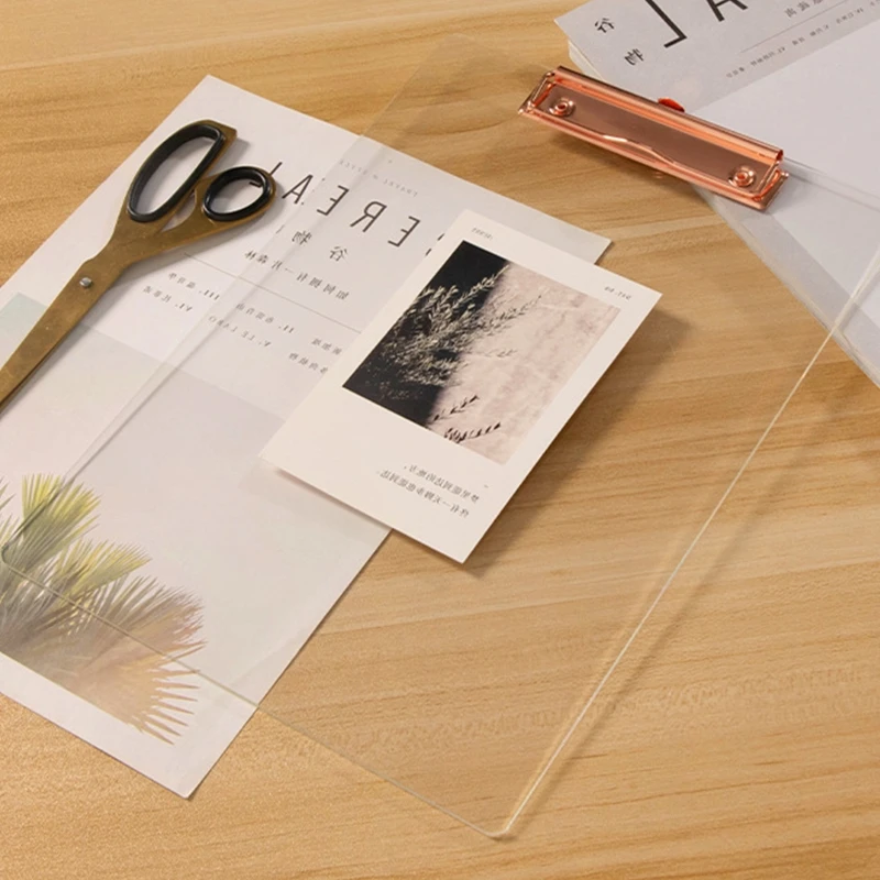 투명 아크릴 클립보드 클립보드 수직 쓰기 패드 로우 프로파일 클립은 30장 Documnet 파일 홀더를 보유합니다.