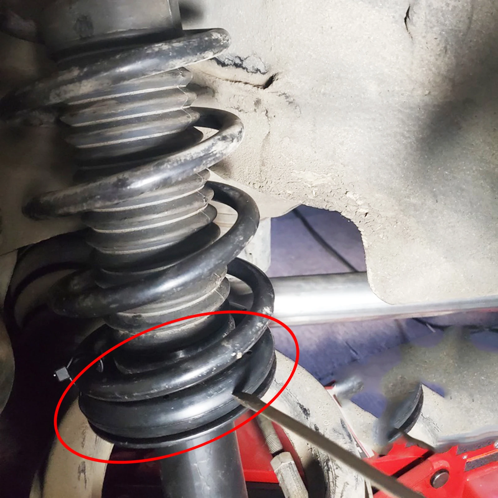 1xコイルスプリングスリーブカートラックSuv用絶縁サスペンション