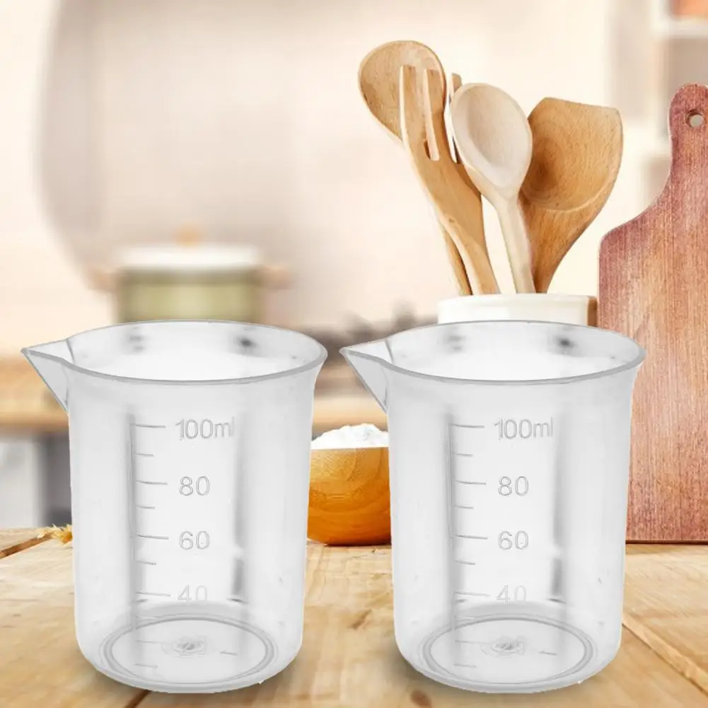 Easy to Clean Plastic Precise Scale Graduated Measuring Cup for Painting