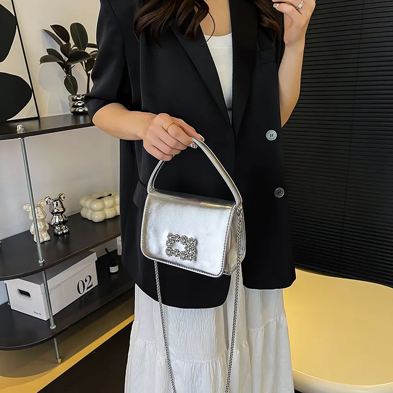 Korean Handheld Bag for Women 2024 New Summer Luxury Versatile Small Square Bag Fashionable One Shoulder Crossbody Bag