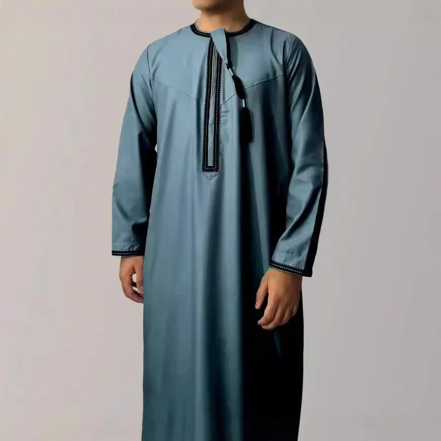 Males Long Sleeve Kaftan Arabian Saudi Arabia