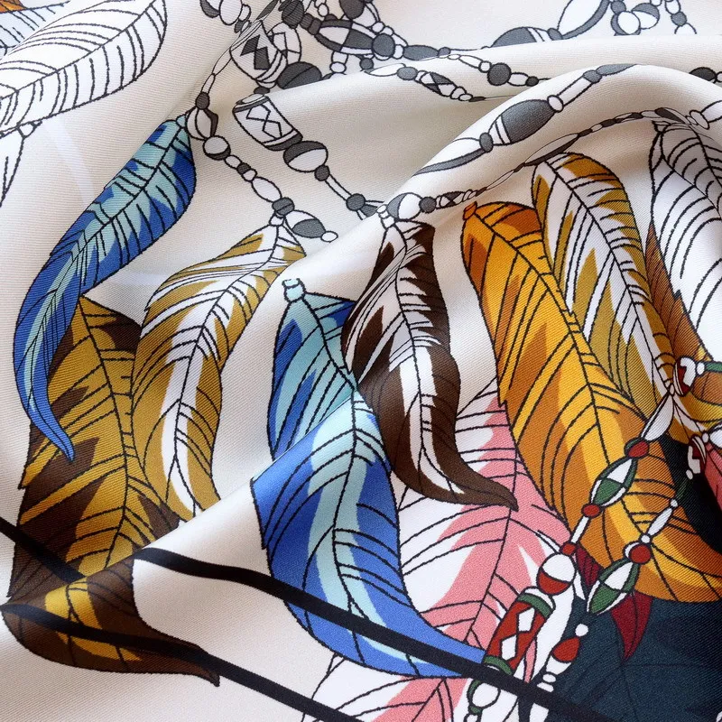 Feathers Print 100% Silk Scarf Neckerchief Double Sided Printing Womens Luxury 90 Silk Bandana Scarf Shawl Poncho