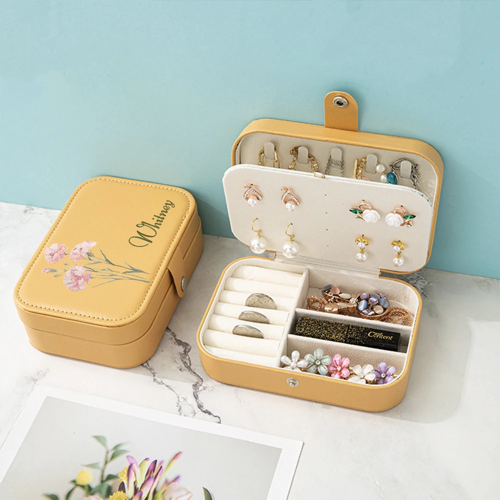 Custom Leather Jewelry Box with Personalized Name and Text - Elegant Gift for Brides and Special Occasions