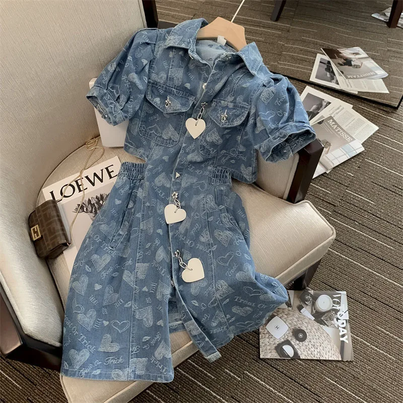 

Heart-shaped Decorate POLO Collar Denim Dress Womens 2022 Summer French Retro Chic Design Openwork Waist Puff Sleeves Knee Skirt