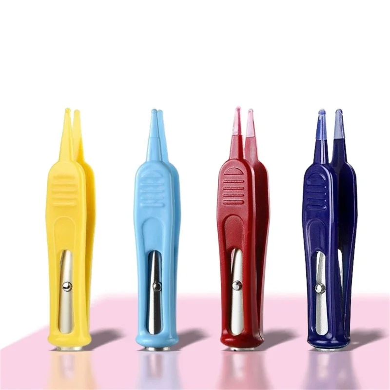 1pcs Lighted Tweezers Baby Nasal Booger Cleaner Illuminates Snots Extractors Infant Tool Visible Light for Safe Dirt Removal