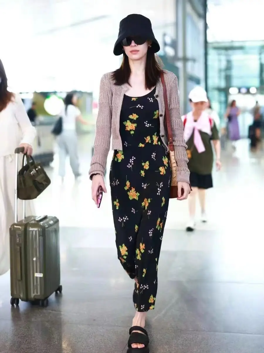 

Женское черное шелковое платье с принтом, длинное стильное платье для отпуска