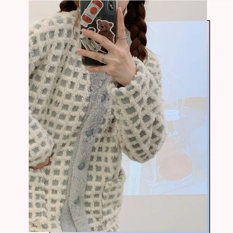 2024 New Autumn Winter Pajamas Cute Little Fragrance Style Loungewear Coral Velvet Thickened Plush Warm Homewear Two-piece Set