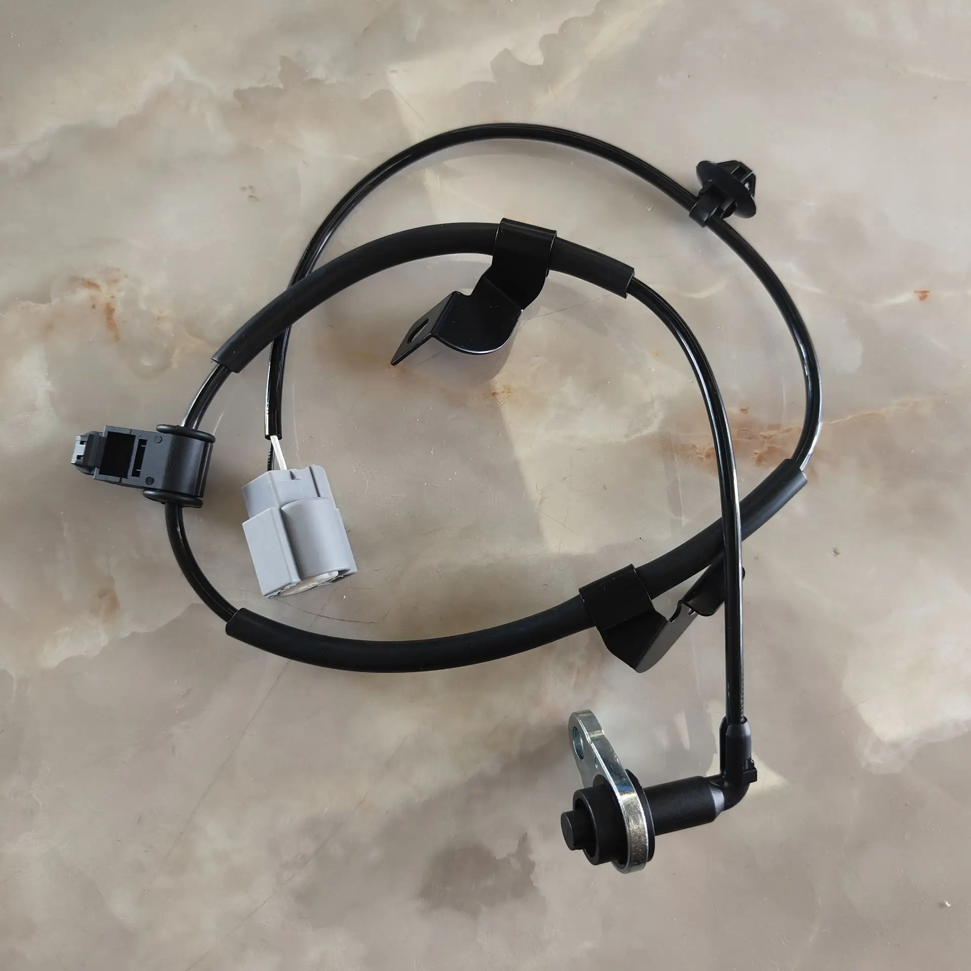 B 4670B007 Rear Left ABS Wheel Speed Sensor For Mitsubishi