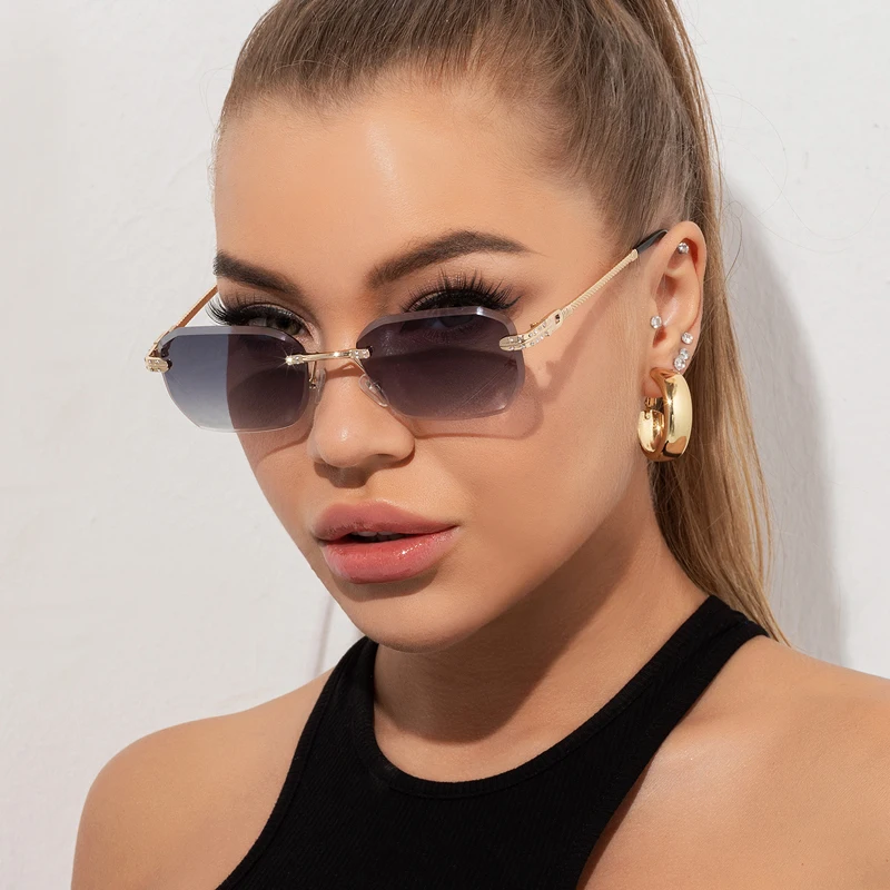 Diamond Frame Sunglasses for Women – Anti-Blue Light UV400