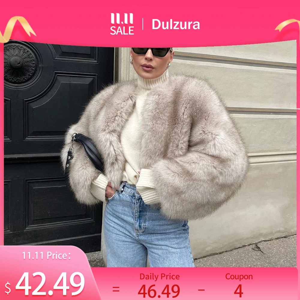 

Luxury Designer Gardient Cropped Faux Fur Coat Women 2023 Winter Street Iconic Brand Fashion Fluffy Short Fur Jacket Overcoats