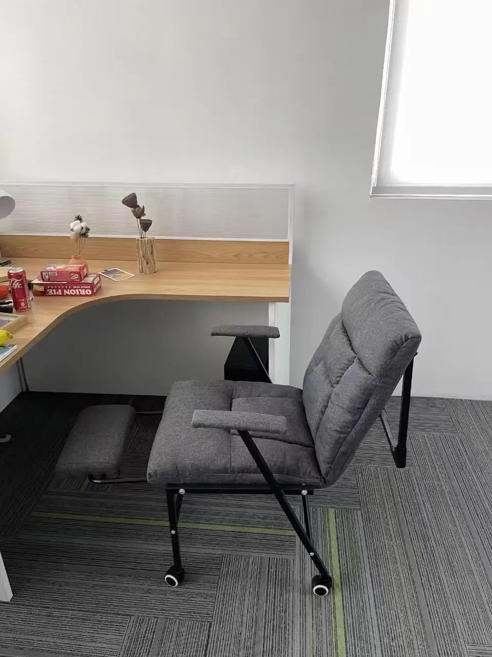 Mobili ergonomici per sedie da ufficio reclinabili - Scrivania regolabile con funzione di inclinazione con blocco multiposizione per mobili da ufficio domestico - immagine 5
