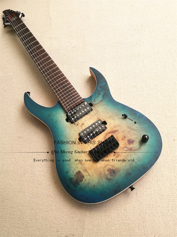 

7-струнная электрическая гитара, корпус из красного дерева, матовая синяя гитара, черные кнопки, черный фиксированный мост