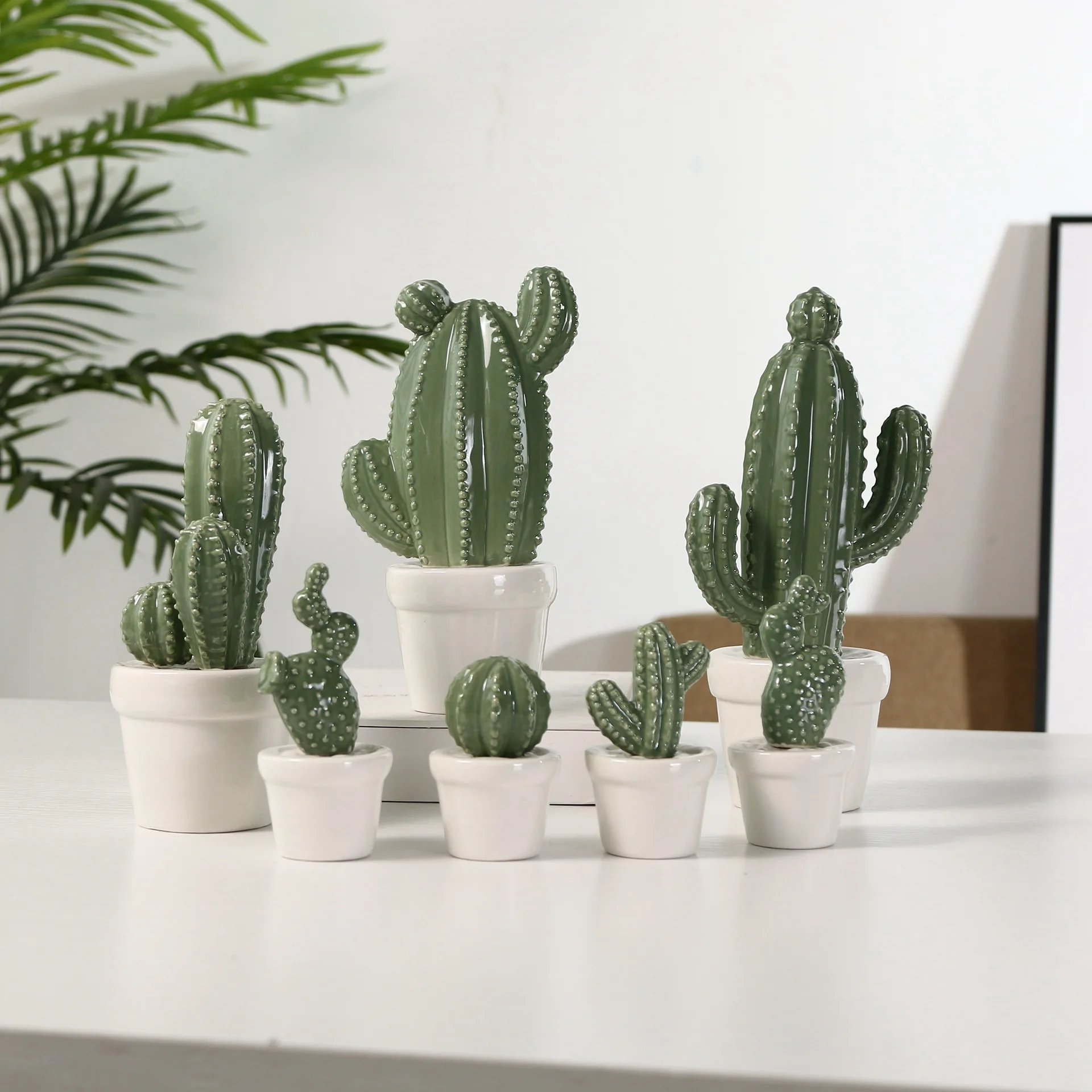 Desktop Decor Mini Ceramic Cactus Ornaments Fashion Home Modern Room Decoration Miniature Fake Plants Cactus Craft