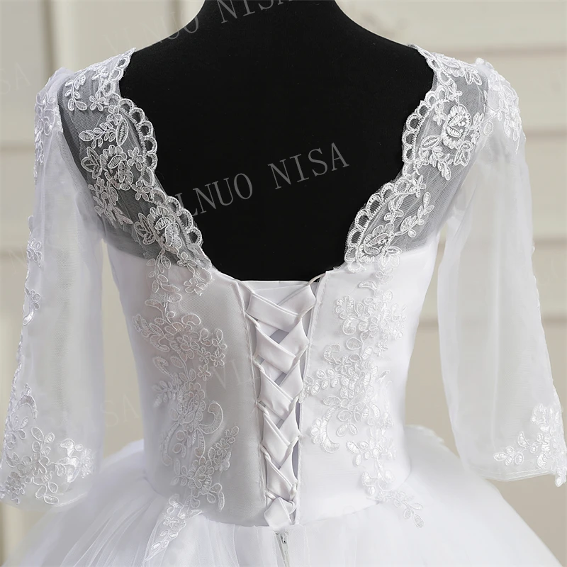 Fashion Classic Luxury Lace V Neck Ball Gown White Wedding Dress Half Sleeve Princess Illusion Appliques Bridal Gown Casamento