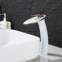 ก๊อกน้ำห้องน้ำสีโรสโกลด์ ก๊อกน้ำอ่างล้างหน้าทองเหลือง ก๊อกน้ำอ่างล้างหน้าแบบน้ำตก น้ำร้อนน้ำเย็น ก๊อกน้ำติดตั้งบนเคาน์เตอร์ ก๊อกน้ำห้องน้ำ 3