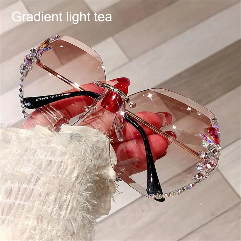 Gradient light tea
