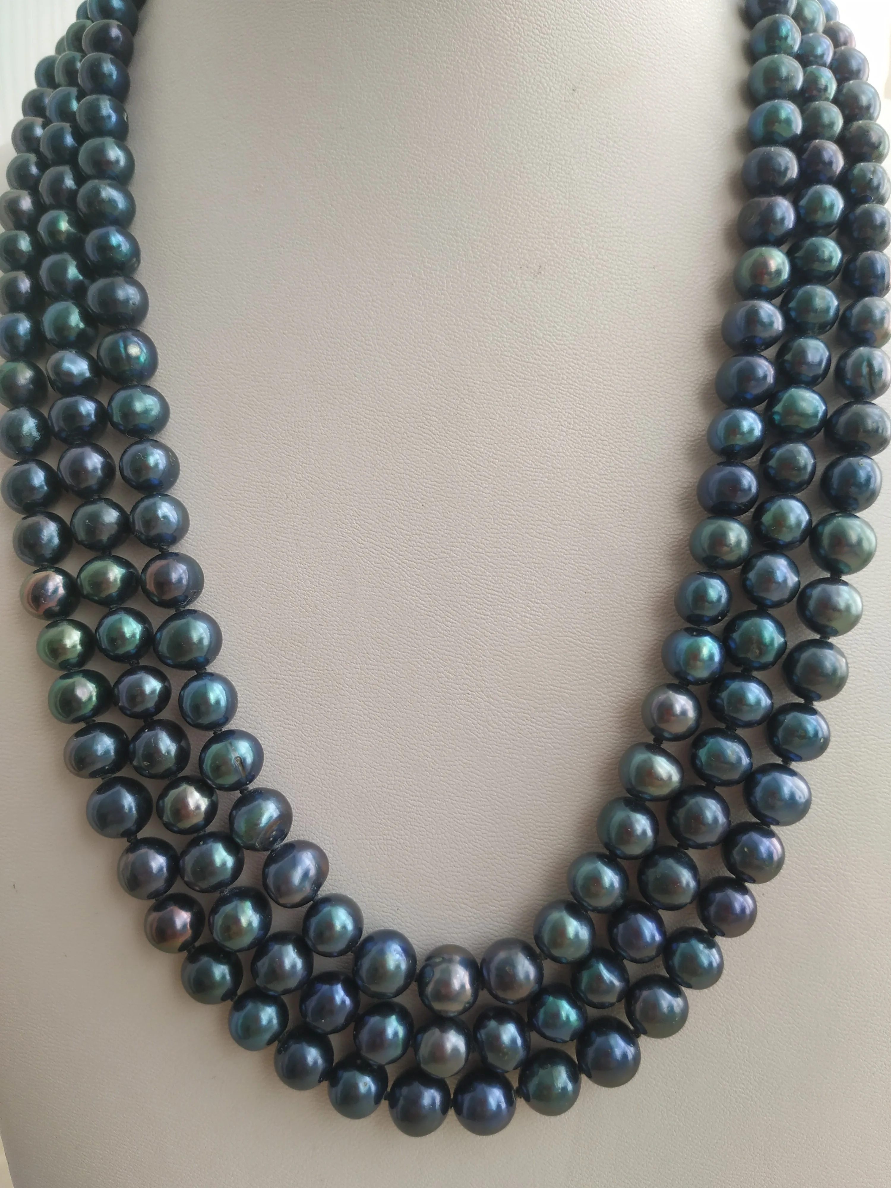 

Gorgeous AAAA 7-8mm Round South Sea Black Natural Pearl Necklace 50'' 14K